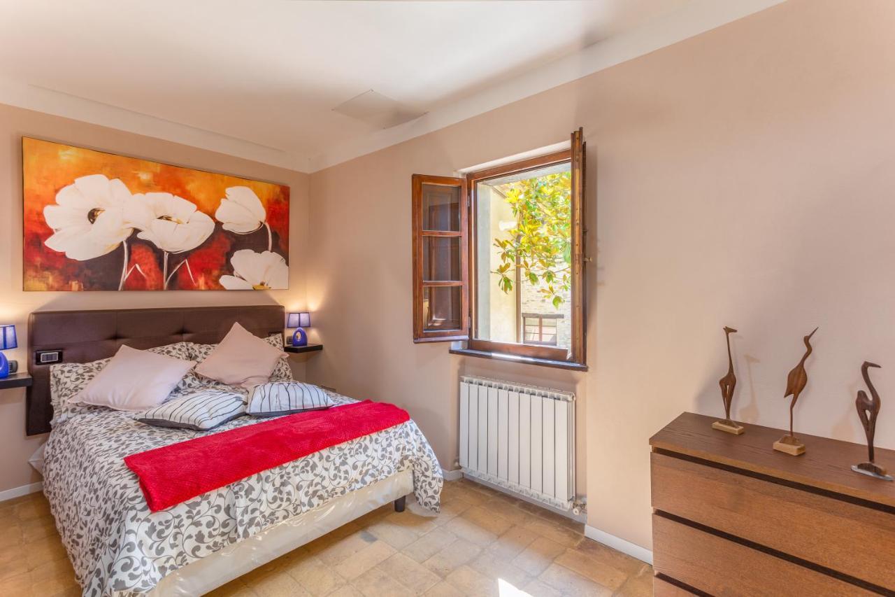Gh Borgo Pulciano Agriturismo モントーネ エクステリア 写真
