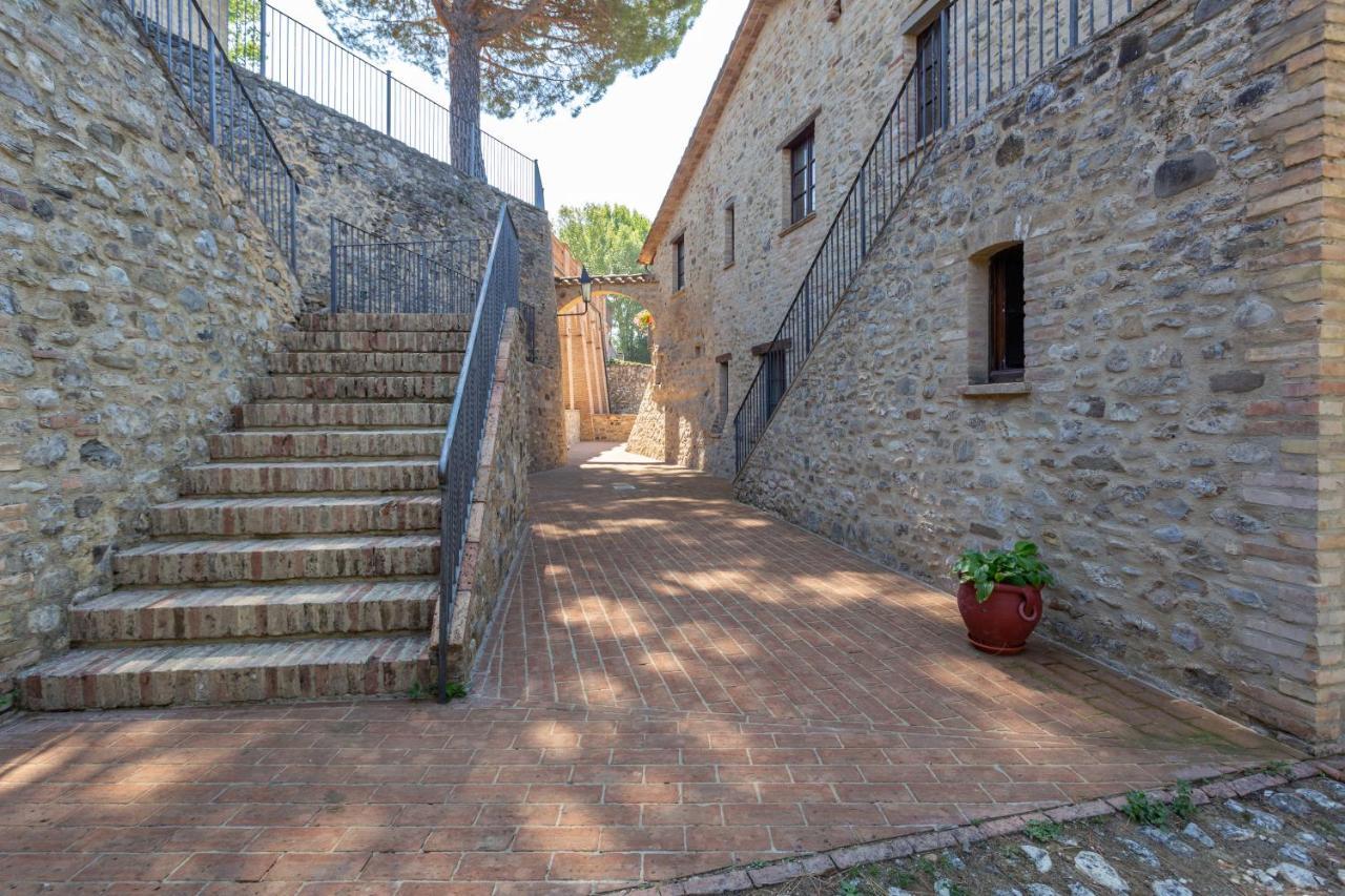 Gh Borgo Pulciano Agriturismo モントーネ エクステリア 写真