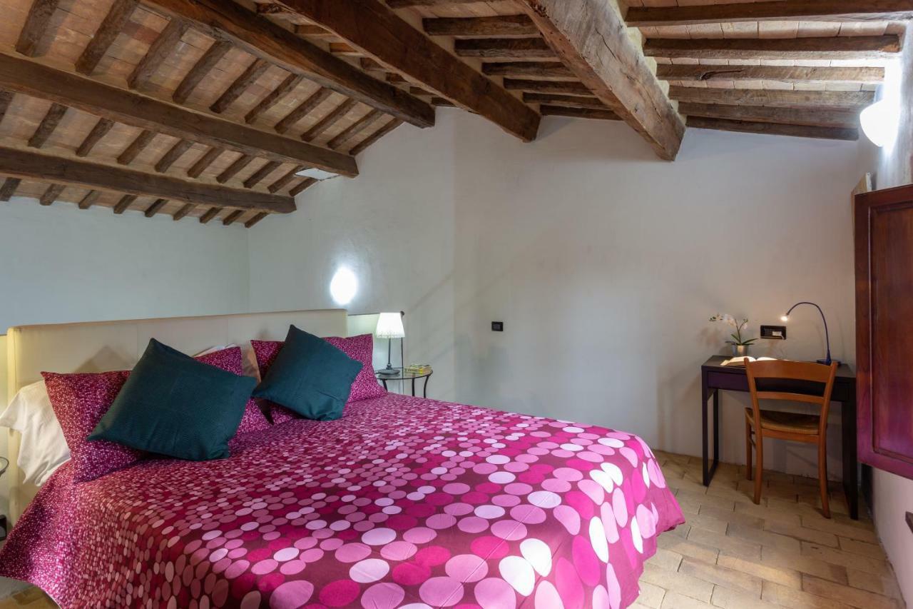 Gh Borgo Pulciano Agriturismo モントーネ エクステリア 写真