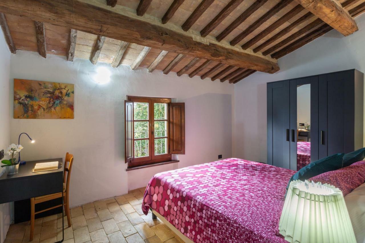 Gh Borgo Pulciano Agriturismo モントーネ エクステリア 写真