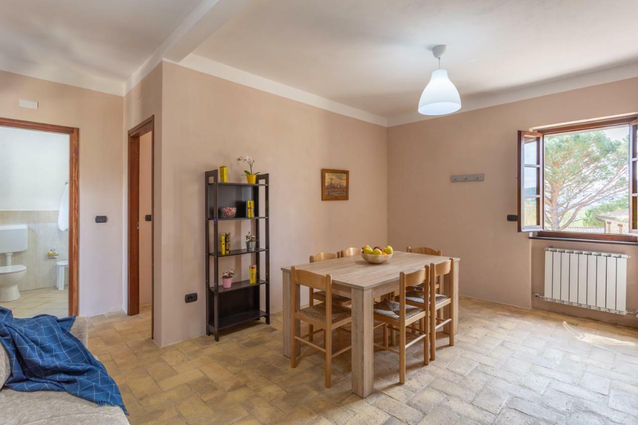 Gh Borgo Pulciano Agriturismo モントーネ エクステリア 写真