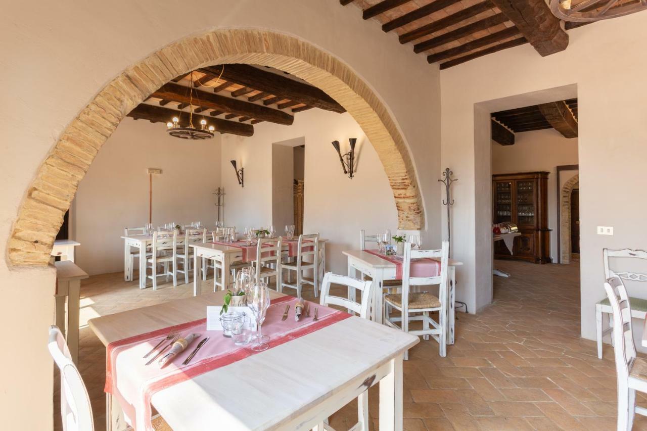 Gh Borgo Pulciano Agriturismo モントーネ エクステリア 写真