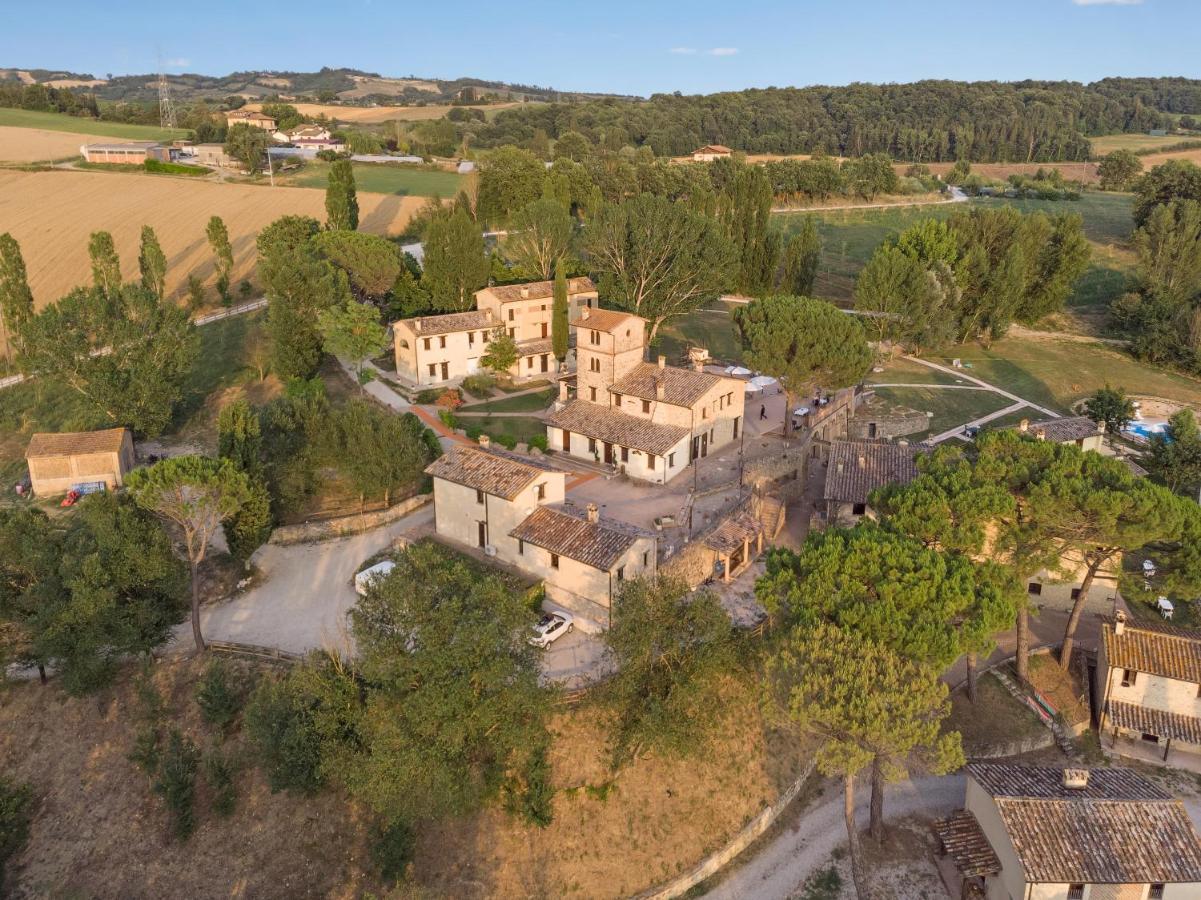 Gh Borgo Pulciano Agriturismo モントーネ エクステリア 写真